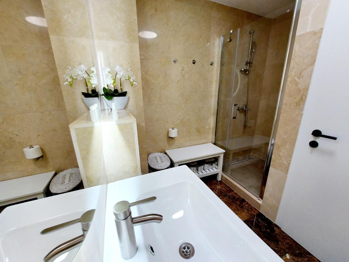 Apartment Livia Slatine Exteriör bild